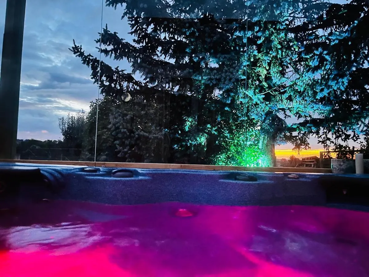 Spa La K Abane Spa Et Piscine Privatisee Blandin Bed & Breakfast