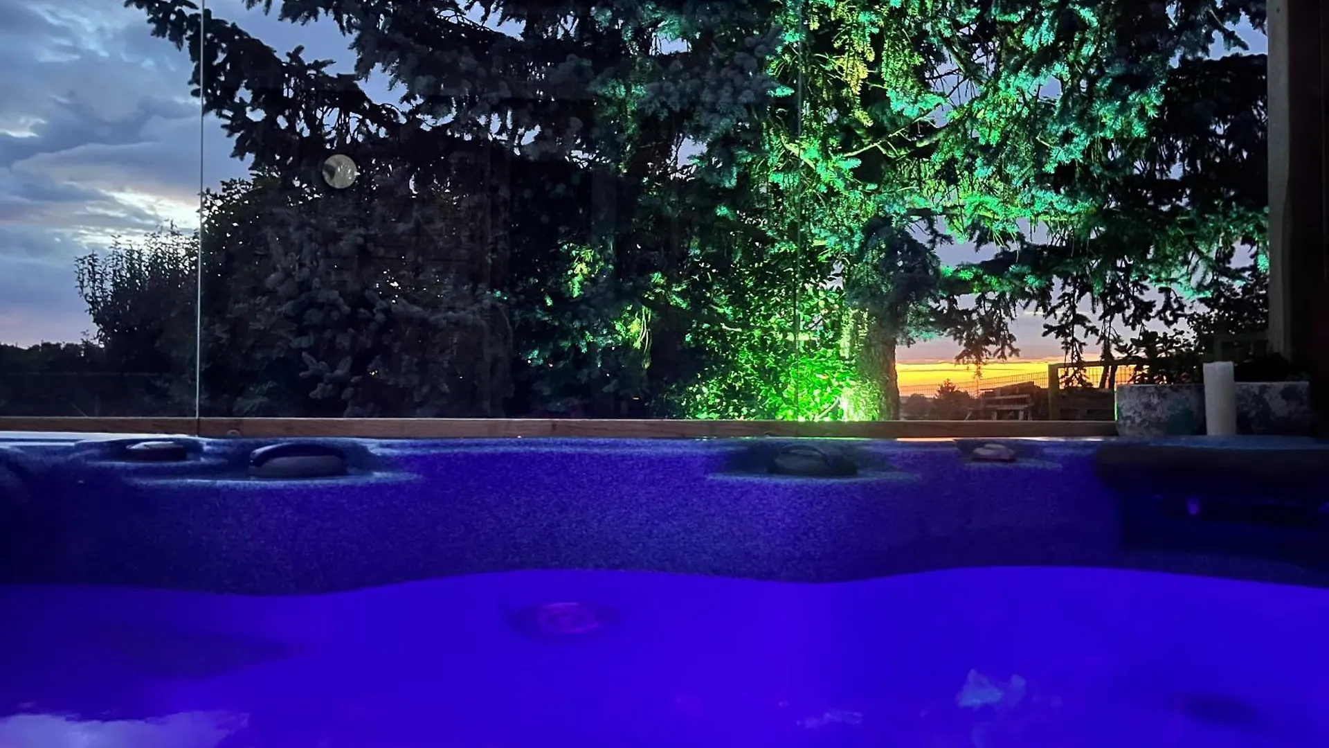 Spa La K Abane Spa Et Piscine Privatisee Blandin France